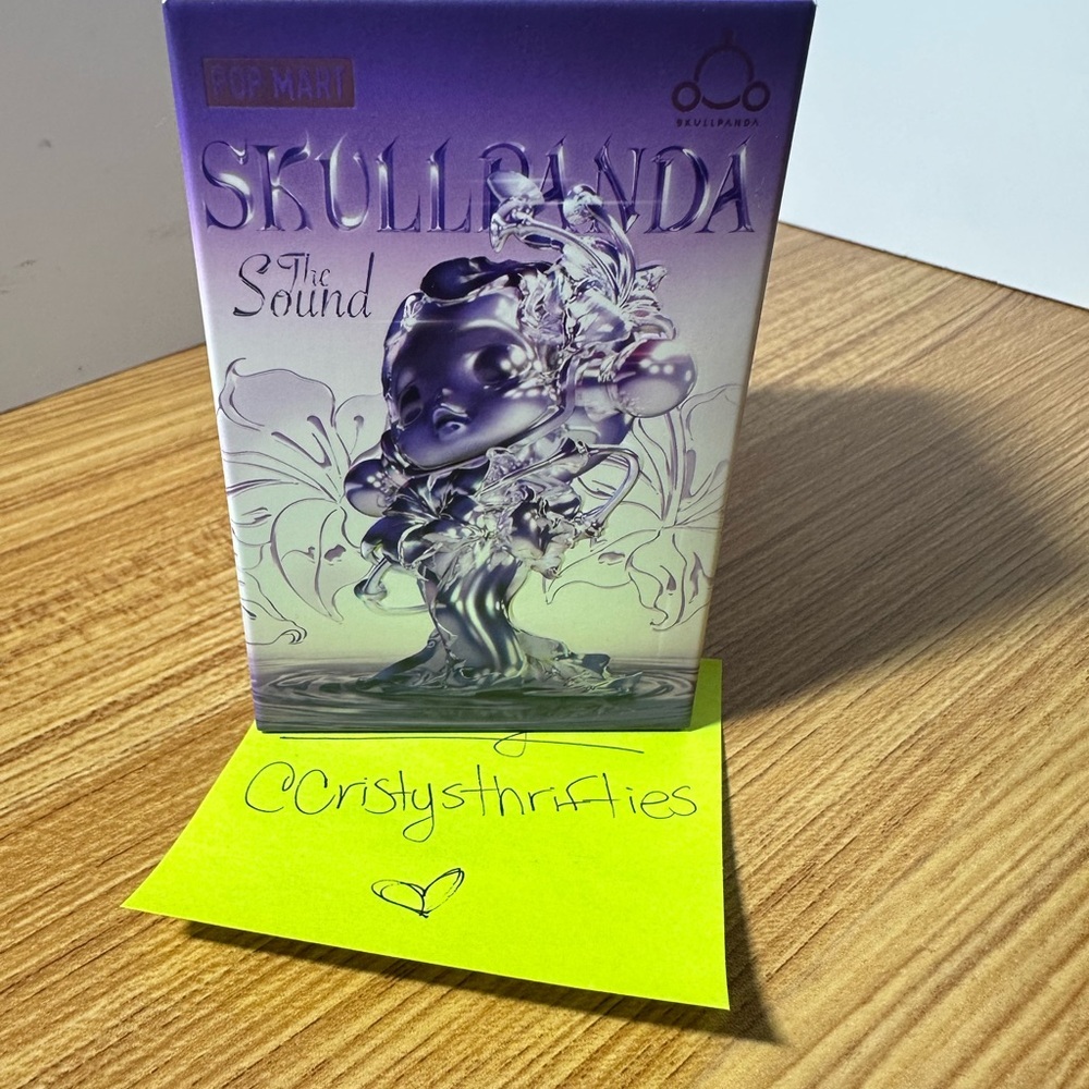 The Sound Series Blind Box Pop Mart SKULLPANDA New Unopened Collectible